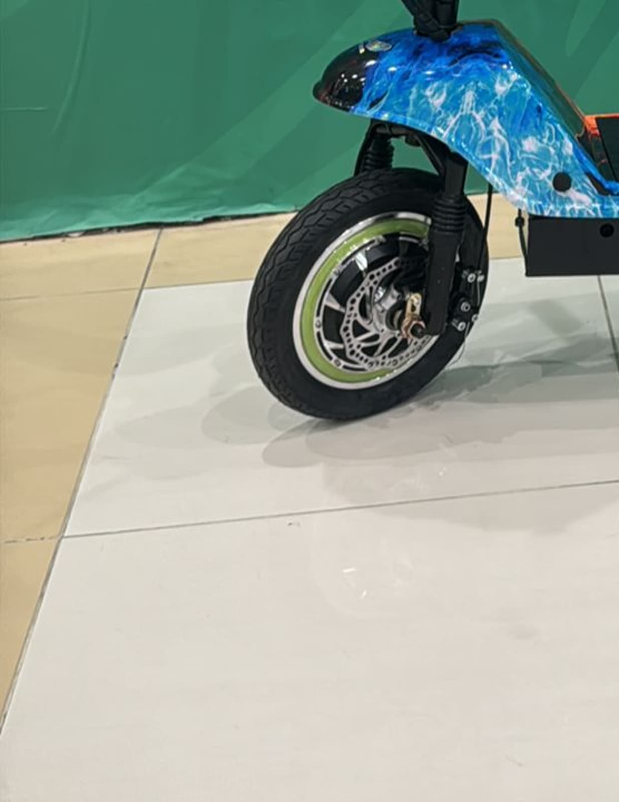 SF44 Electric Mobility Scooter Front Wheel with Mechanical Disc Brake and Suspension